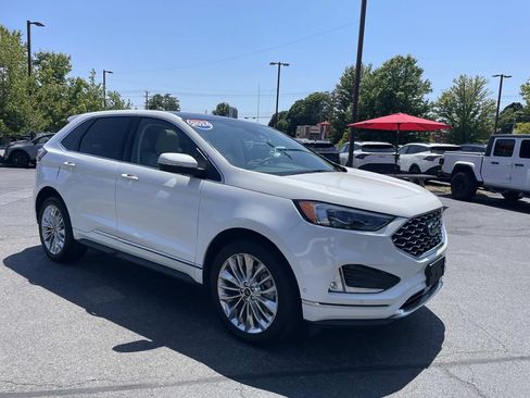 Used 2024 Ford Edge Titanium w/ Titanium Elite Package AWD/4WD image 11