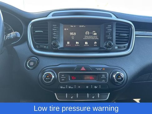 Used 2020 Kia Sorento EX image 20