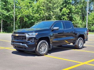 Used 2024 Chevrolet Colorado LT w/ LT Convenience Package II AWD/4WD video 1