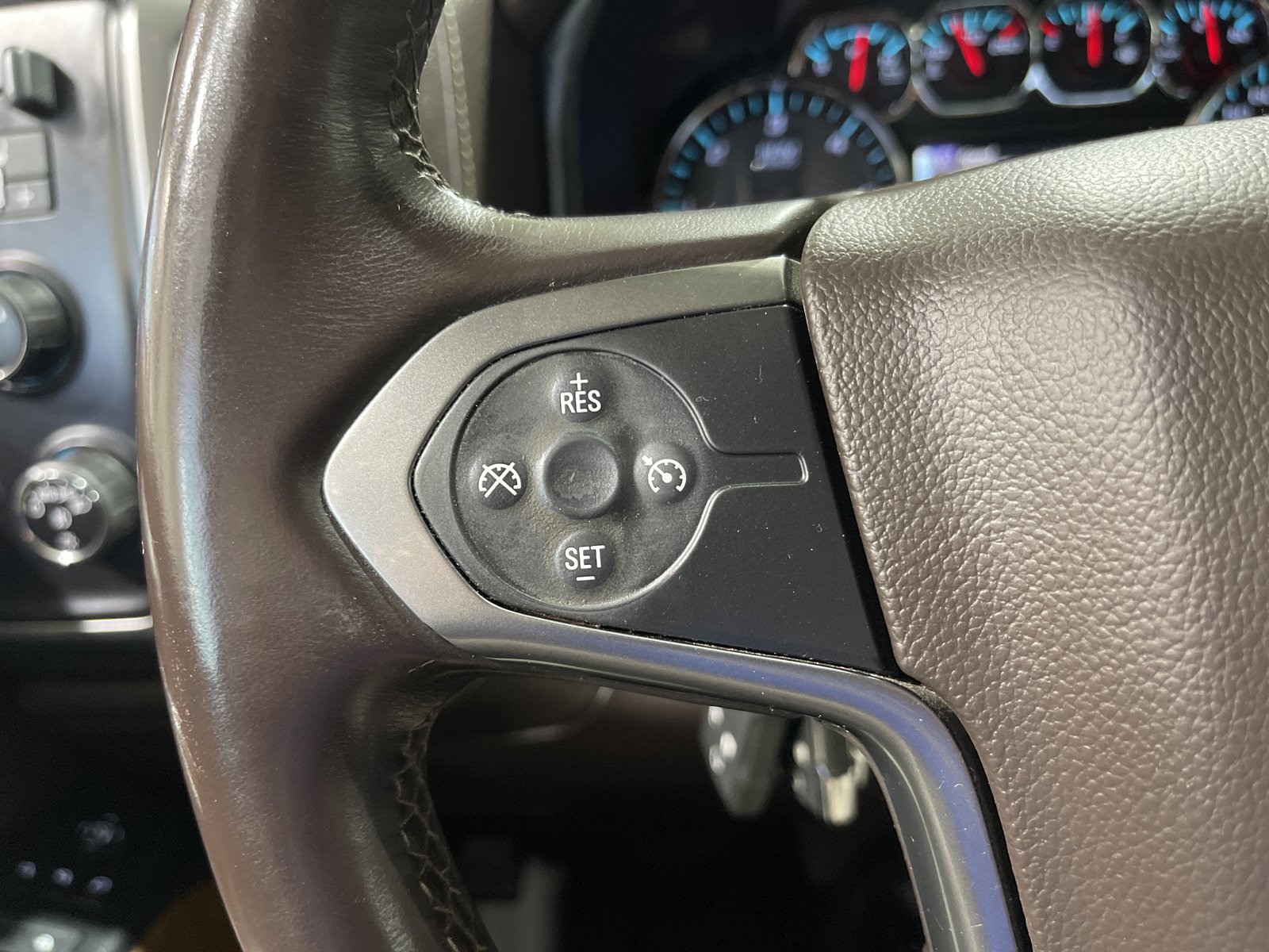 Used 2014 Chevrolet Silverado 1500 LTZ AWD/4WD image 26