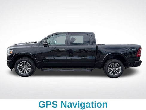 Used 2022 RAM 1500 Laramie AWD/4WD image 3