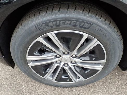 New 2026 Cadillac Lyriq Luxury AWD/4WD image 12