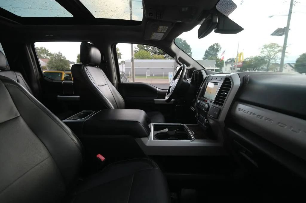 Used 2019 Ford F350 Lariat w/ Lariat Ultimate Package AWD/4WD image 50