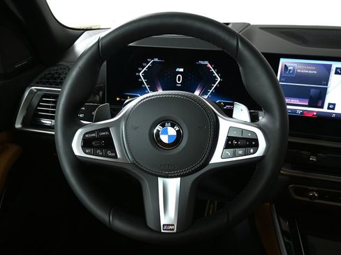 New 2026 BMW X5 xDrive40i w/ M Sport Package AWD/4WD image 18