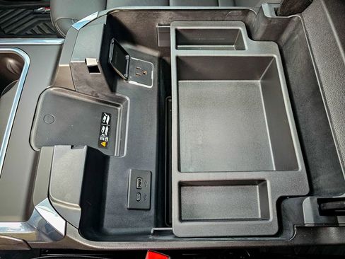 Certified 2024 Chevrolet Silverado 2500 LTZ w/ LTZ Convenience Package image 31