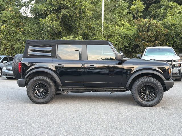 Used 2022 Ford Bronco 4-Door AWD/4WD image 2