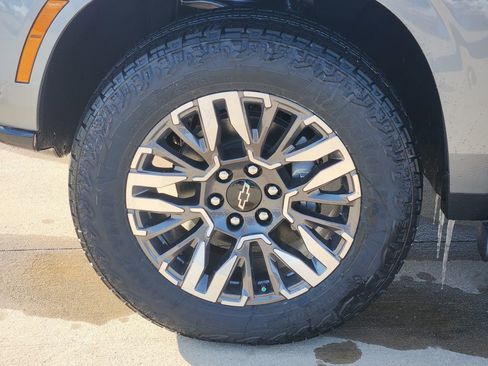 New 2026 Chevrolet Tahoe Z71 w/ Z71 Off-Road Package image 8