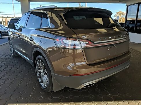 Certified 2022 Lincoln Nautilus Reserve w/ Luxury Package image 7