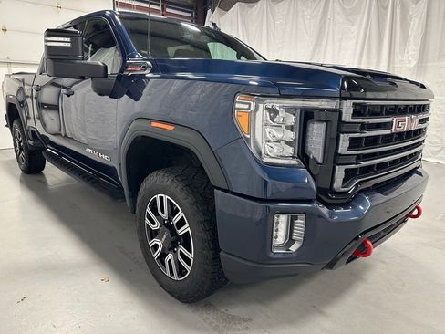 Used 2022 GMC Sierra 2500 AT4 image 1