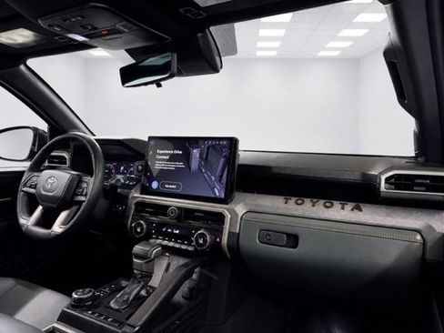 Used 2025 Toyota Tacoma 4x4 Double Cab Hybrid image 24