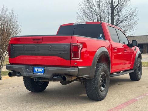Used 2018 Ford F150 Raptor w/ Equipment Group 802A Luxury image 4