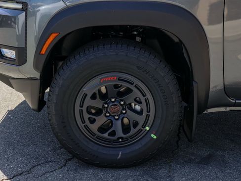 New 2026 Nissan Frontier Pro-X RWD image 11