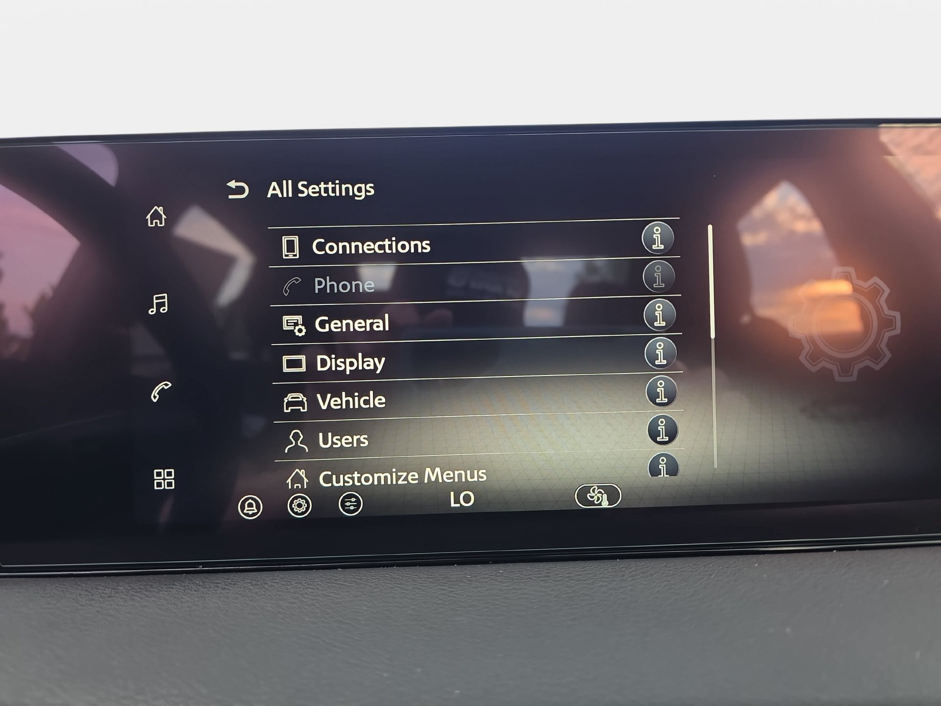 New 2027 Nissan Sentra SR w/ Floor Mat Package FWD image 21