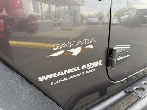 Used 2018 Jeep Wrangler Unlimited Sahara image 64