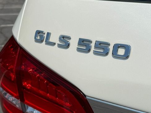 Used 2018 Mercedes-Benz GLS 550 4MATIC image 15