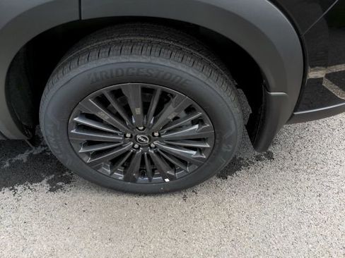 New 2026 Nissan Pathfinder SL w/ SL Premium Package AWD/4WD image 9