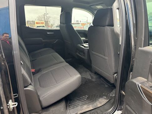 Used 2022 Chevrolet Silverado 1500 LT Trail Boss image 31