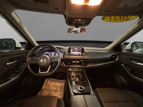 Used 2021 Nissan Rogue SV image 27