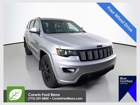 Used 2018 Jeep Grand Cherokee Altitude AWD/4WD image 1