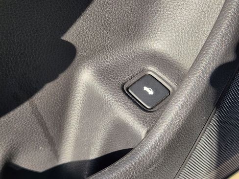 Used 2021 Honda Accord EX-L image 31