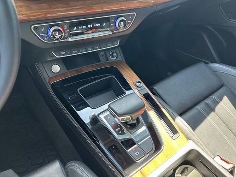 Used 2021 Audi Q5 Prestige AWD/4WD image 29