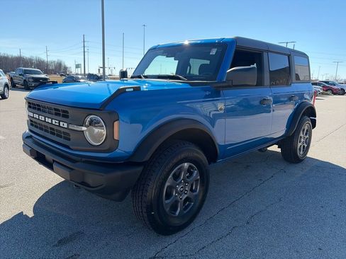 Used 2025 Ford Bronco Big Bend image 3