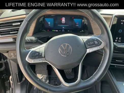Used 2024 Volkswagen Atlas SE AWD/4WD image 19