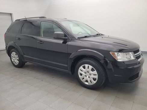 Used 2019 Dodge Journey SE image 11