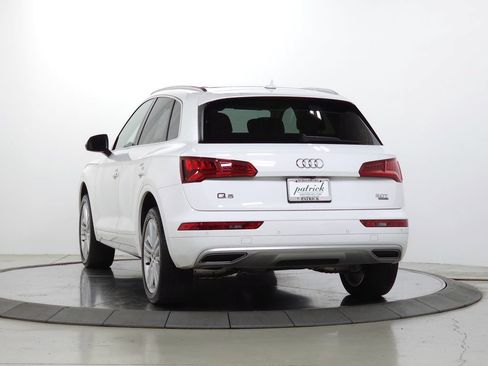 Used 2018 Audi Q5 Prestige w/ Prestige Package AWD/4WD image 5