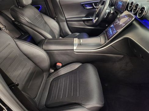 Used 2024 Mercedes-Benz C 300 Sedan image 3