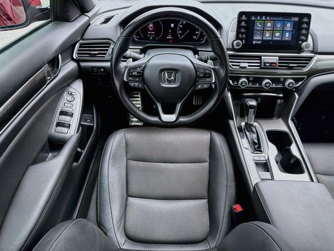 Used 2019 Honda Accord Sport image 14