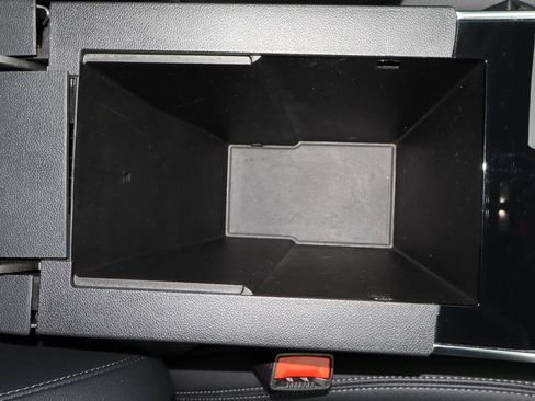 Used 2025 Chevrolet Equinox LT w/ Convenience Package II FWD image 27