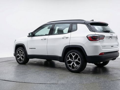 Used 2025 Jeep Compass Limited AWD/4WD image 6