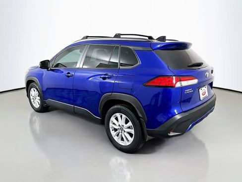 Used 2025 Toyota Corolla Cross LE FWD image 7