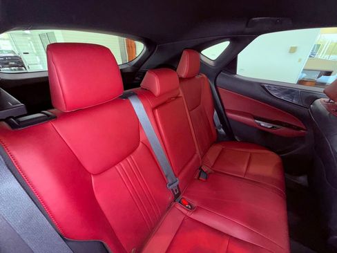 Used 2024 Lexus NX 250 FWD w/ Towing Package (2000 Lbs) image 12