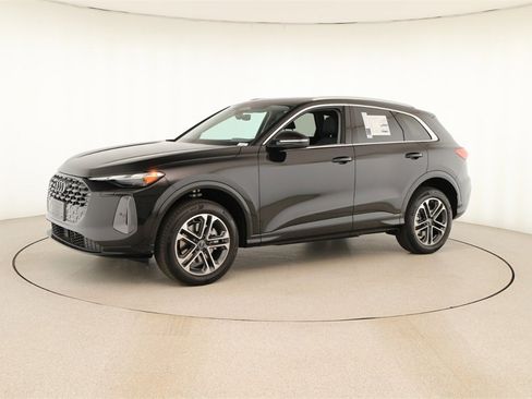 New 2025 Audi Q5 Premium image 13