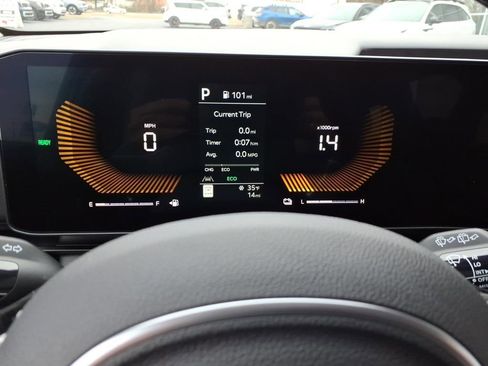 New 2026 Kia Carnival LXS FWD image 27