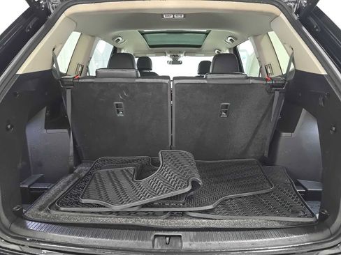 Used 2024 Volkswagen Atlas SEL AWD/4WD image 17