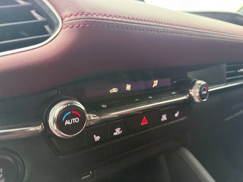 Used 2020 MAZDA MAZDA3 Premium Package image 18