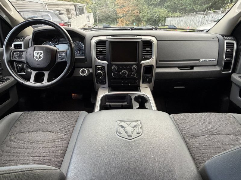Used 2016 RAM 1500 Big Horn AWD/4WD image 14