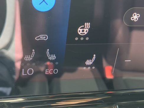 Certified 2022 Volkswagen ID.4 Pro S RWD image 27