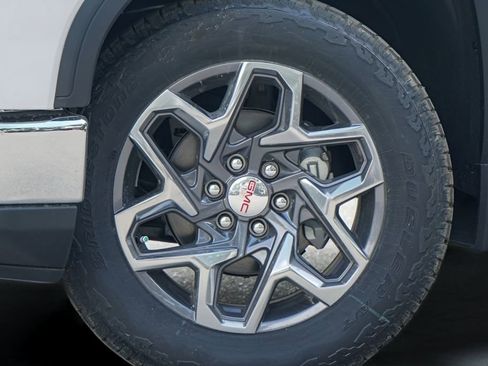 New 2026 GMC Sierra 1500 SLT AWD/4WD image 2