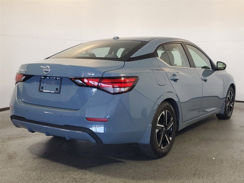 Used 2024 Nissan Sentra SV w/ Trunk Package image 6