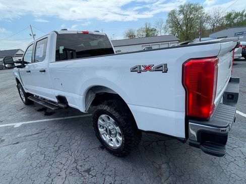 Used 2024 Ford F250 XLT image 4