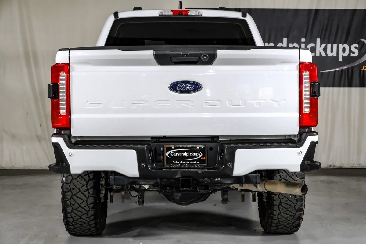 Used 2023 Ford F250 XL w/ STX Appearance Package AWD/4WD image 9