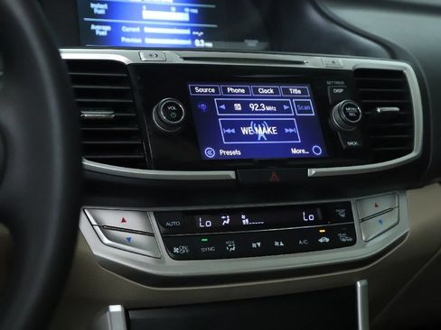 Used 2015 Honda Accord EX-L image 27