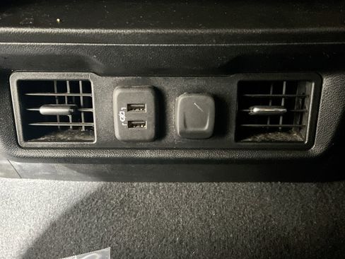 Used 2021 Chevrolet Silverado 1500 RST AWD/4WD image 17