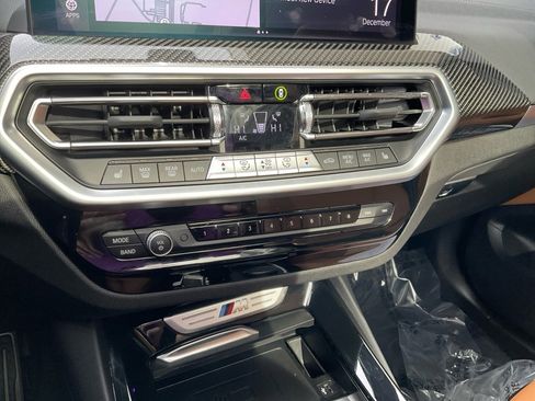 Certified 2024 BMW X3 M40i w/ Premium Package image 18