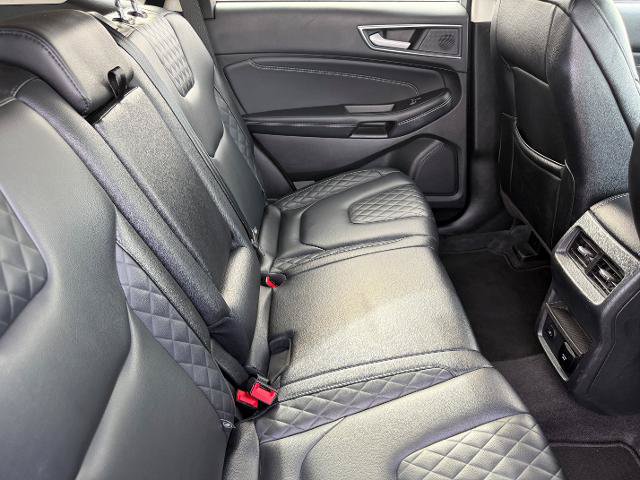 Certified 2024 Ford Edge Titanium AWD/4WD image 12