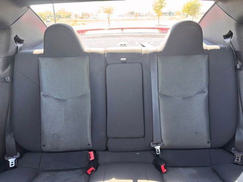 Used 2014 Dodge Avenger SE w/ Blacktop Package FWD image 26
